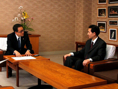青島市より国際交流員（CIR）受入開始　2005年4月8日の画像