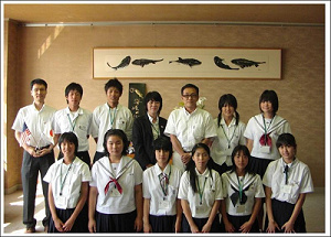 中学生米国派遣研修団が出発前に市長表敬   2008年07月25日の画像
