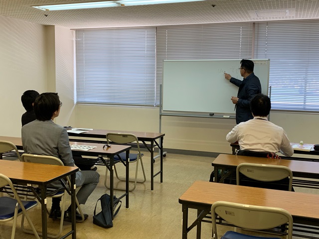 職員向け韓国語講座を開講の画像