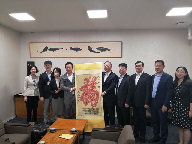 青島市人民政府外事弁公室主任の表敬訪問の画像3